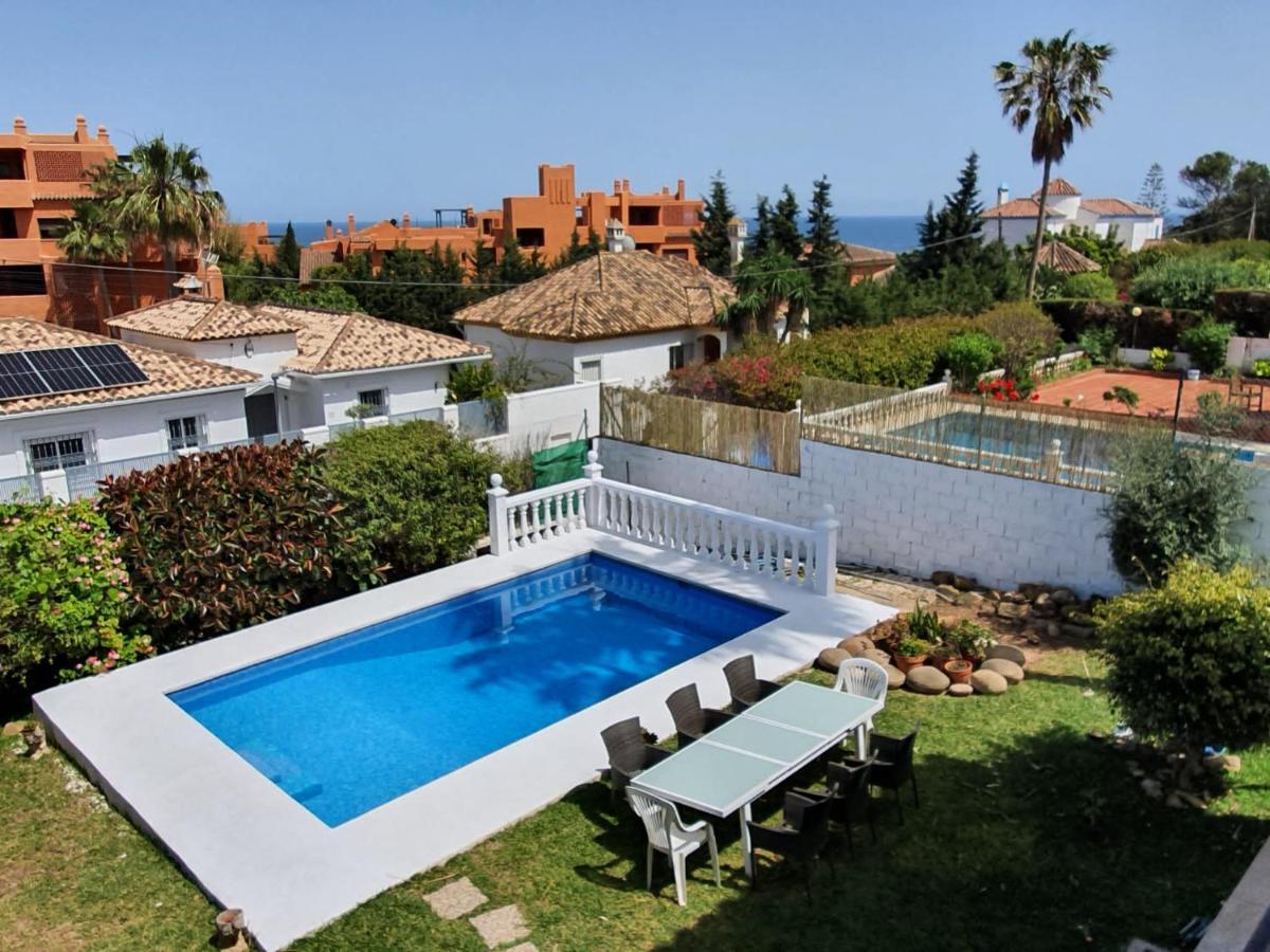 Beautiful 5 Bedroom Villa, Sea Views, Private Pool, Estepona Newly Refurbished Εξωτερικό φωτογραφία
