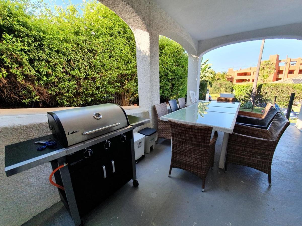 Beautiful 5 Bedroom Villa, Sea Views, Private Pool, Estepona Newly Refurbished Εξωτερικό φωτογραφία